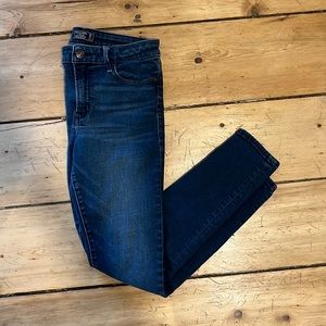 Abercrombie & Fitch Blue Jeans - size 28/6R - Harper low rise super skinny